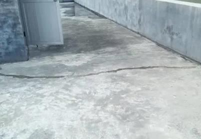 古冶楼顶漏水维修公司分享下如何解决卫生间隐蔽部位漏水的问题?